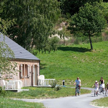 Vacancéole - Residence le Domaine du Bosquet Égletons Exterior foto