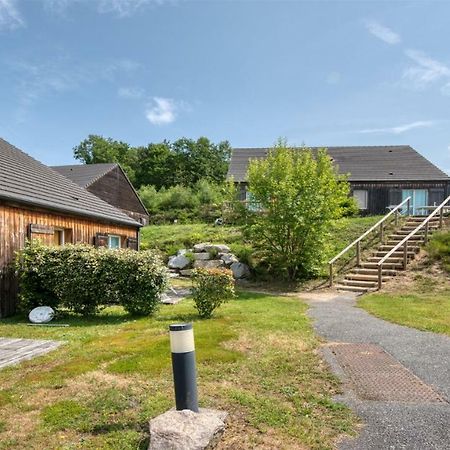 Vacancéole - Residence le Domaine du Bosquet Égletons Exterior foto