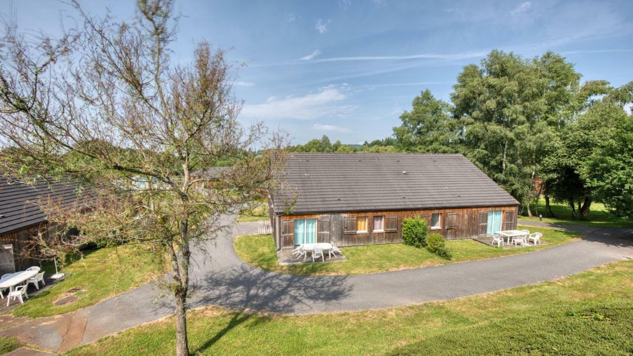 Vacancéole - Residence le Domaine du Bosquet Égletons Exterior foto