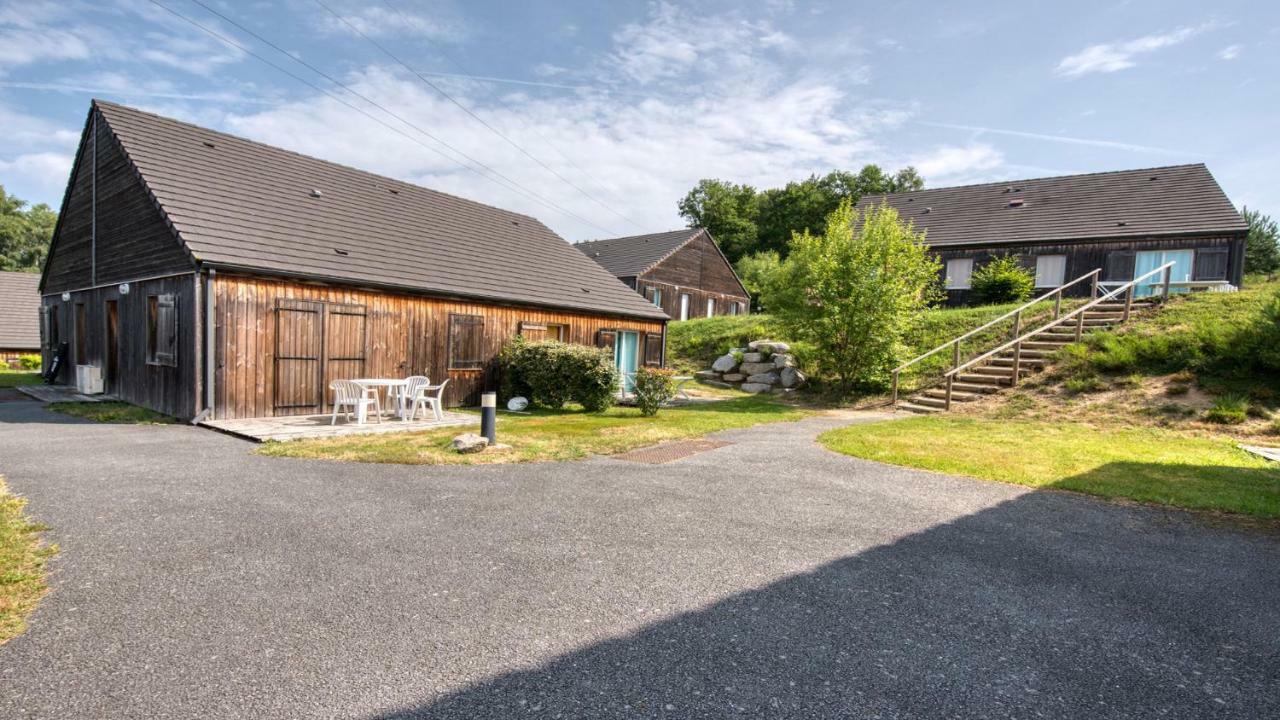 Vacancéole - Residence le Domaine du Bosquet Égletons Exterior foto